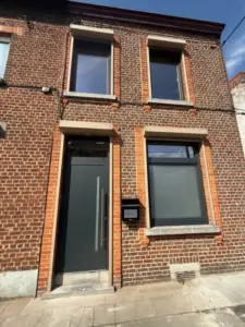 Chantier avec pose mixte aluminium et PVC